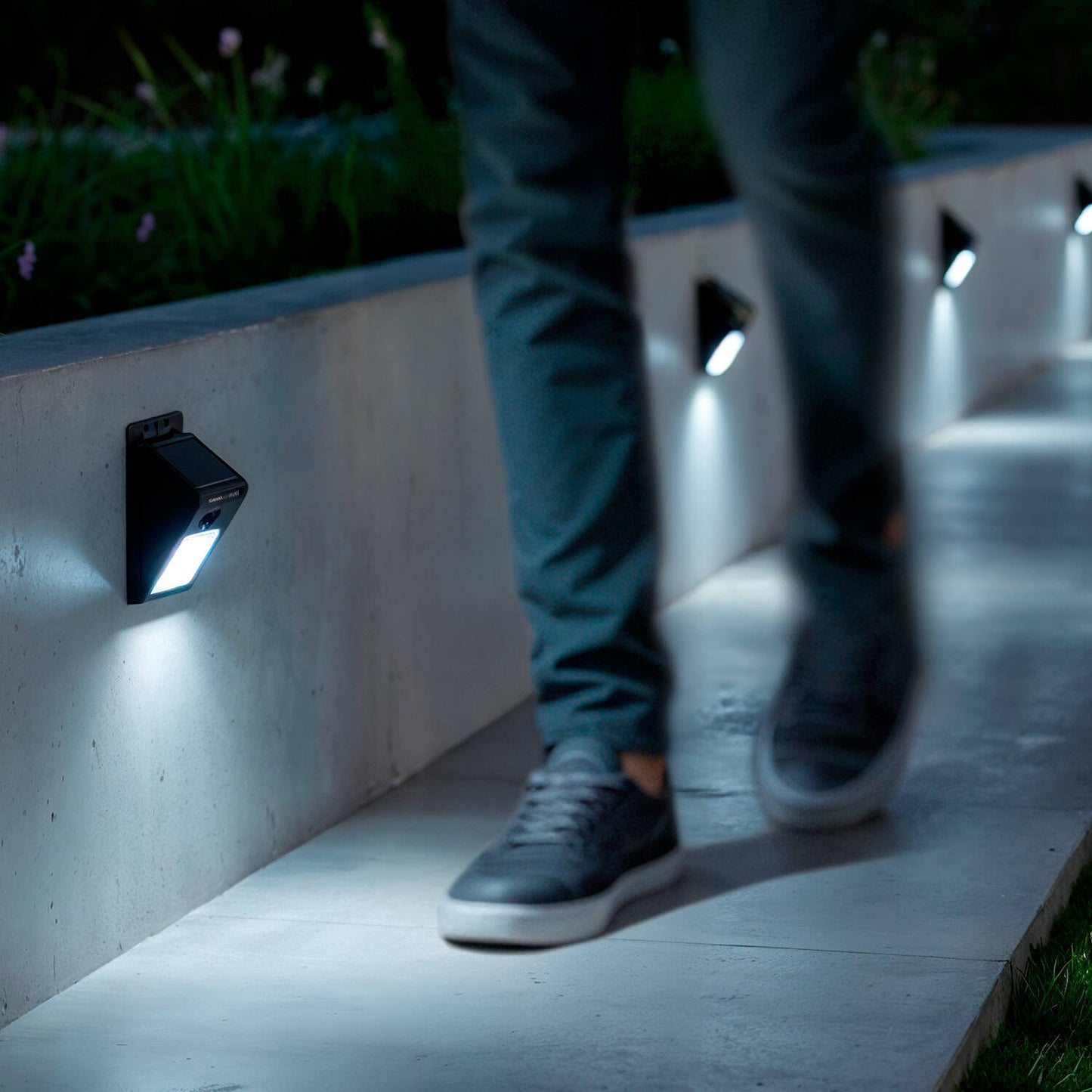 Aplique de Pared Exterior Solar LED IP65 Encendido Crepuscular