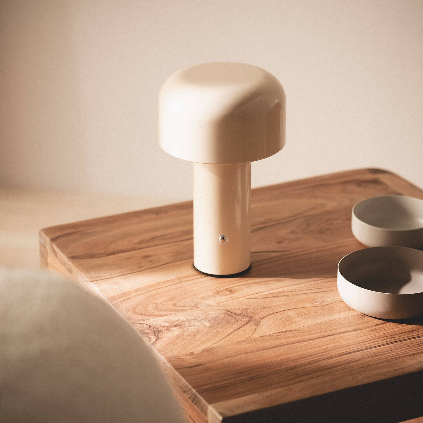 Lámpara de Mesa LED 2W Portátil Metal con Batería USB Recargable Zaipi
