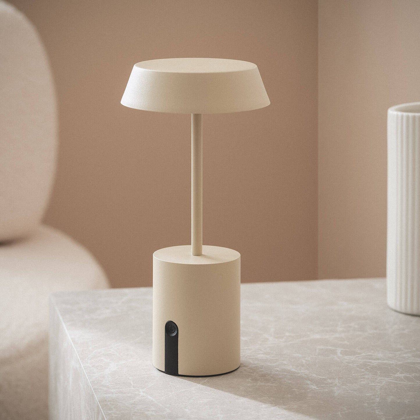 Lámpara de Mesa LED Metal Inalámbrica para Exterior Ula