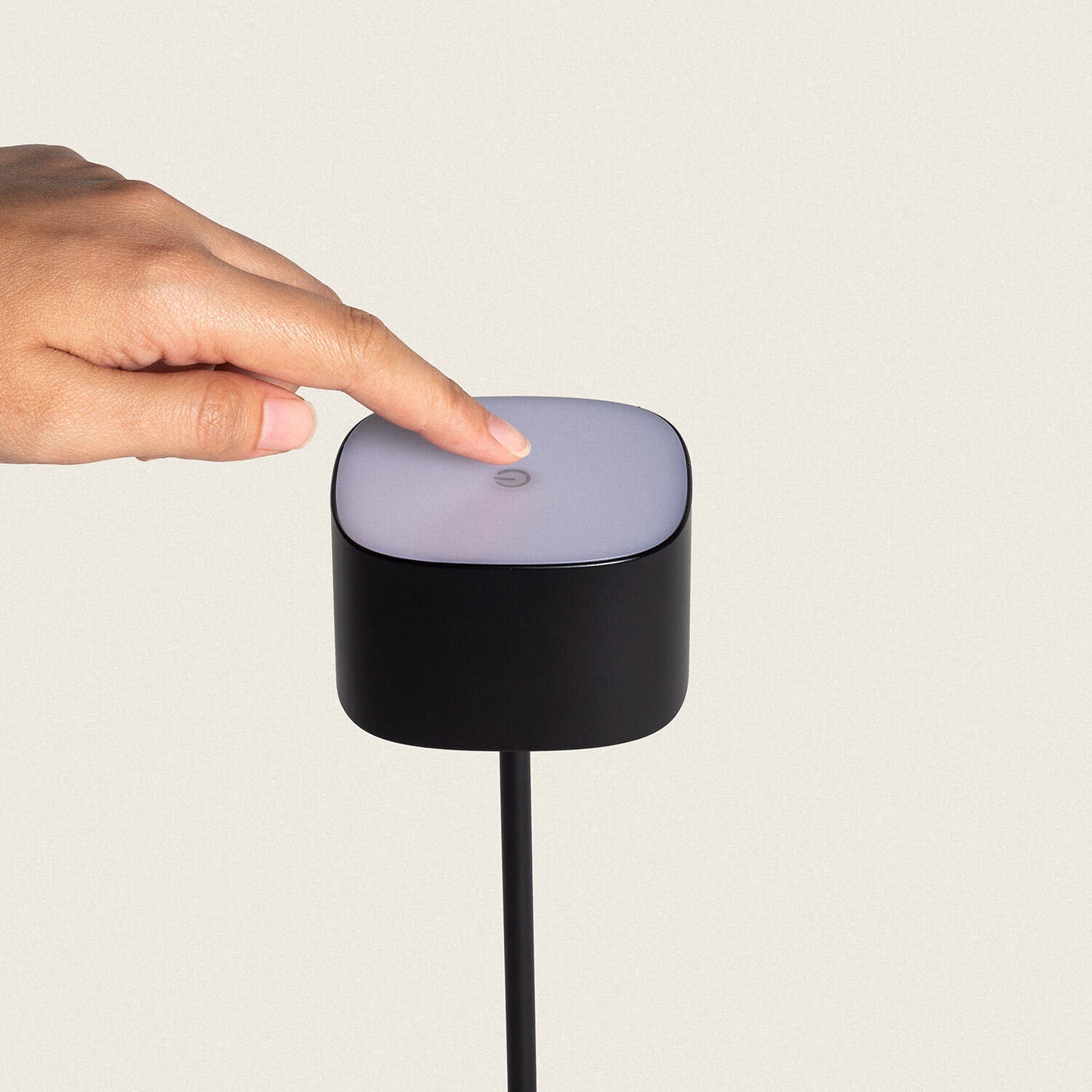 Lámpara de Mesa LED Portátil Exterior con Batería USB Recargable Metal Mounka Square