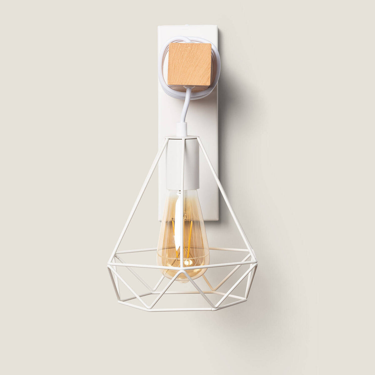 Lámpara de Pared de Metal y Madera Sardo