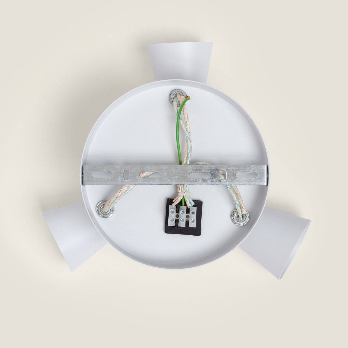 Lámpara de Techo Circular Orientable Metal y Madera 3 Focos Mara
