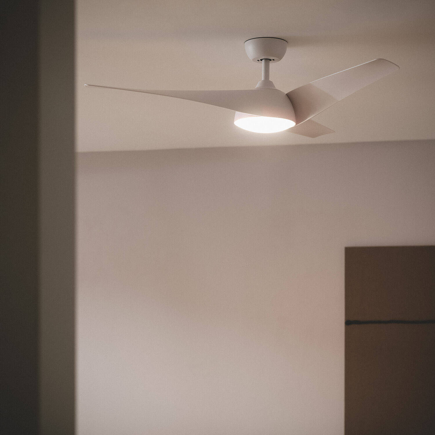 Ventilador de Techo Silencioso Eubea 132cm Motor DC