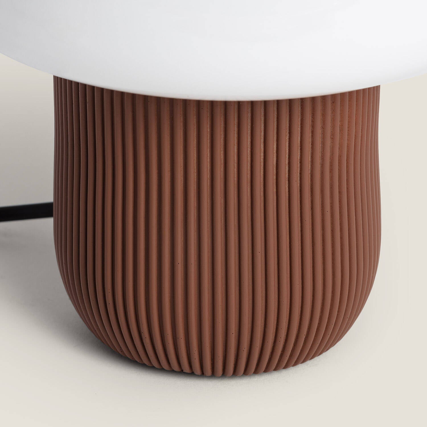 Lámpara de Mesa Resina Nacune