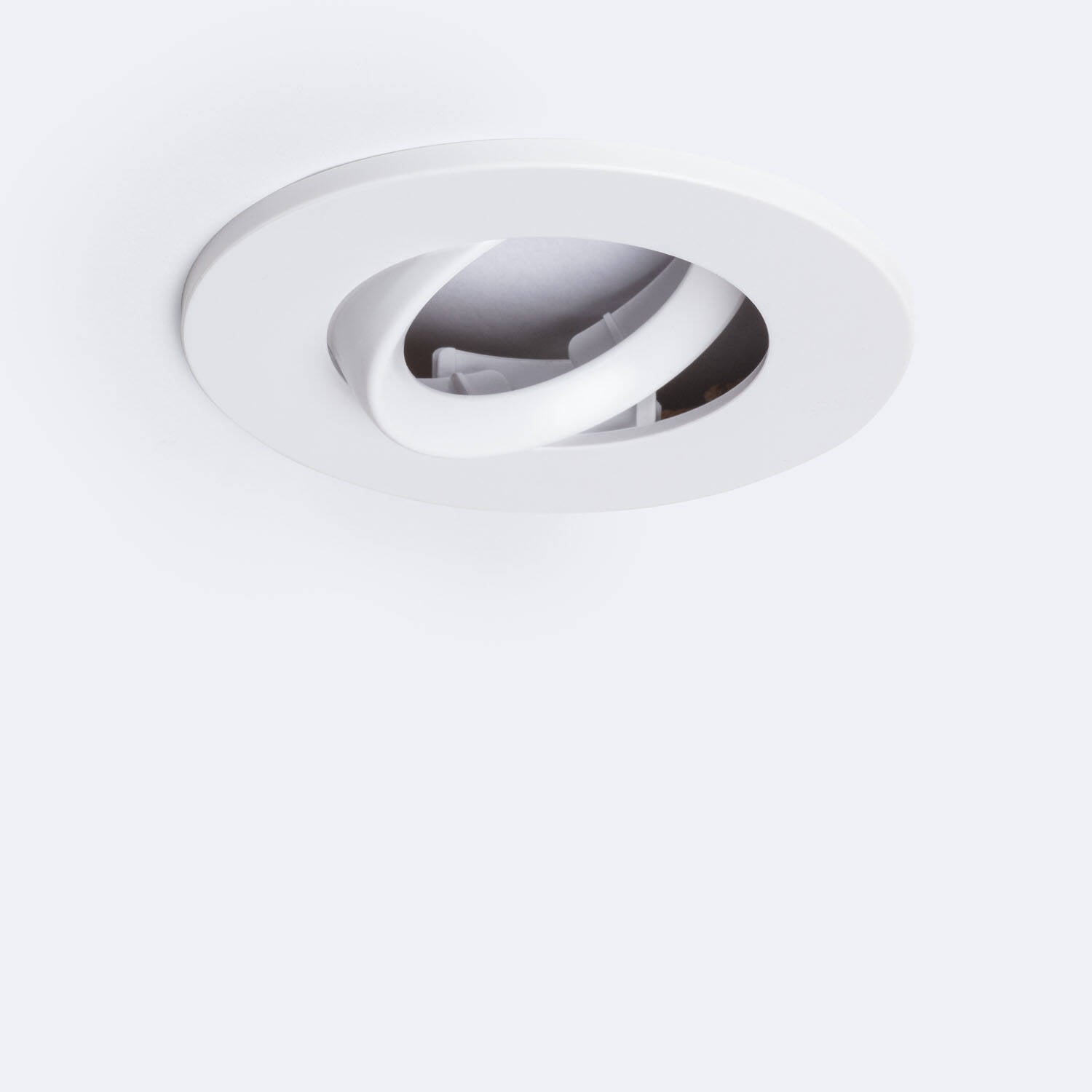 Marco Embellecedor Direccionable para Downlight LED Circular CCT Seleccionable Regulable IP65