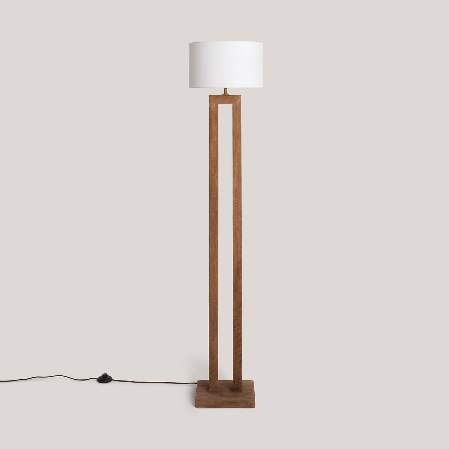 Lámpara de Pie Madera Abner