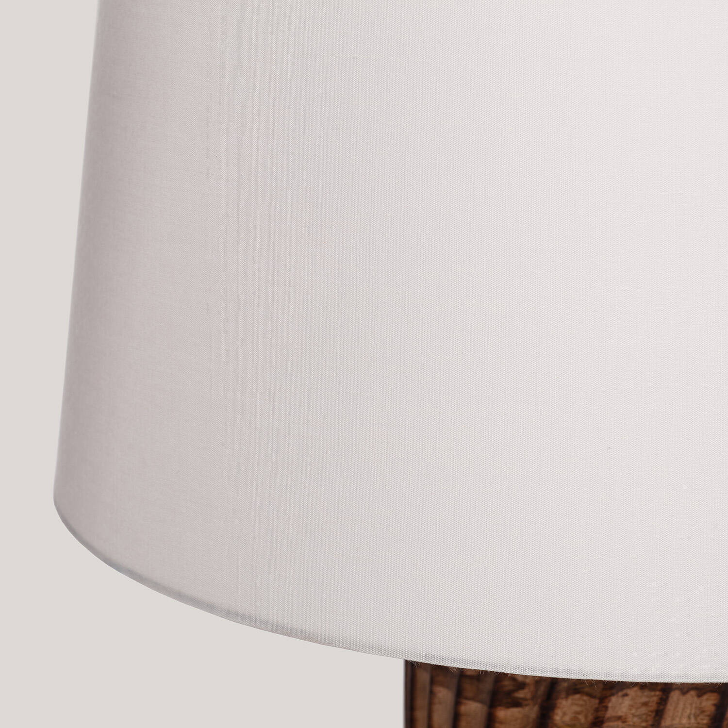 Lámpara de Mesa Madera Shruti ILUZZIA