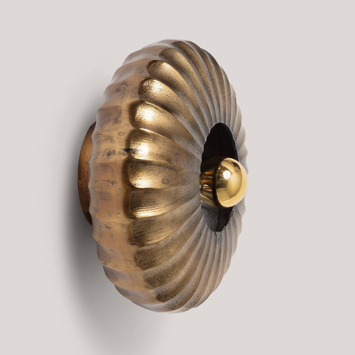 Aplique de Pared Metal Ronith ILUZZIA