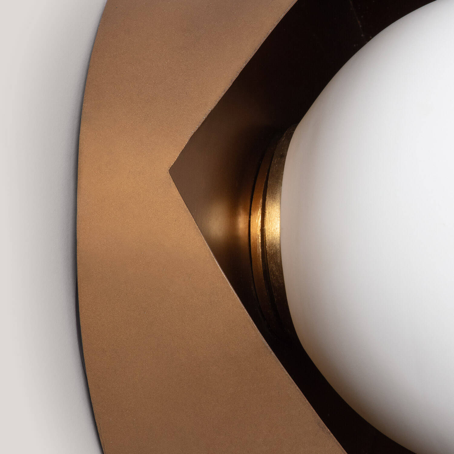 Aplique de Pared Metal y Cristal Ishan III ILUZZIA