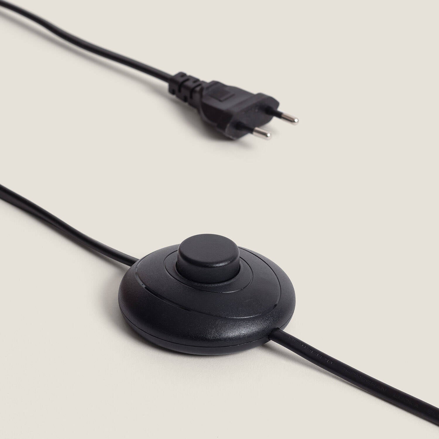 Lámpara de Pié Bambú Adola