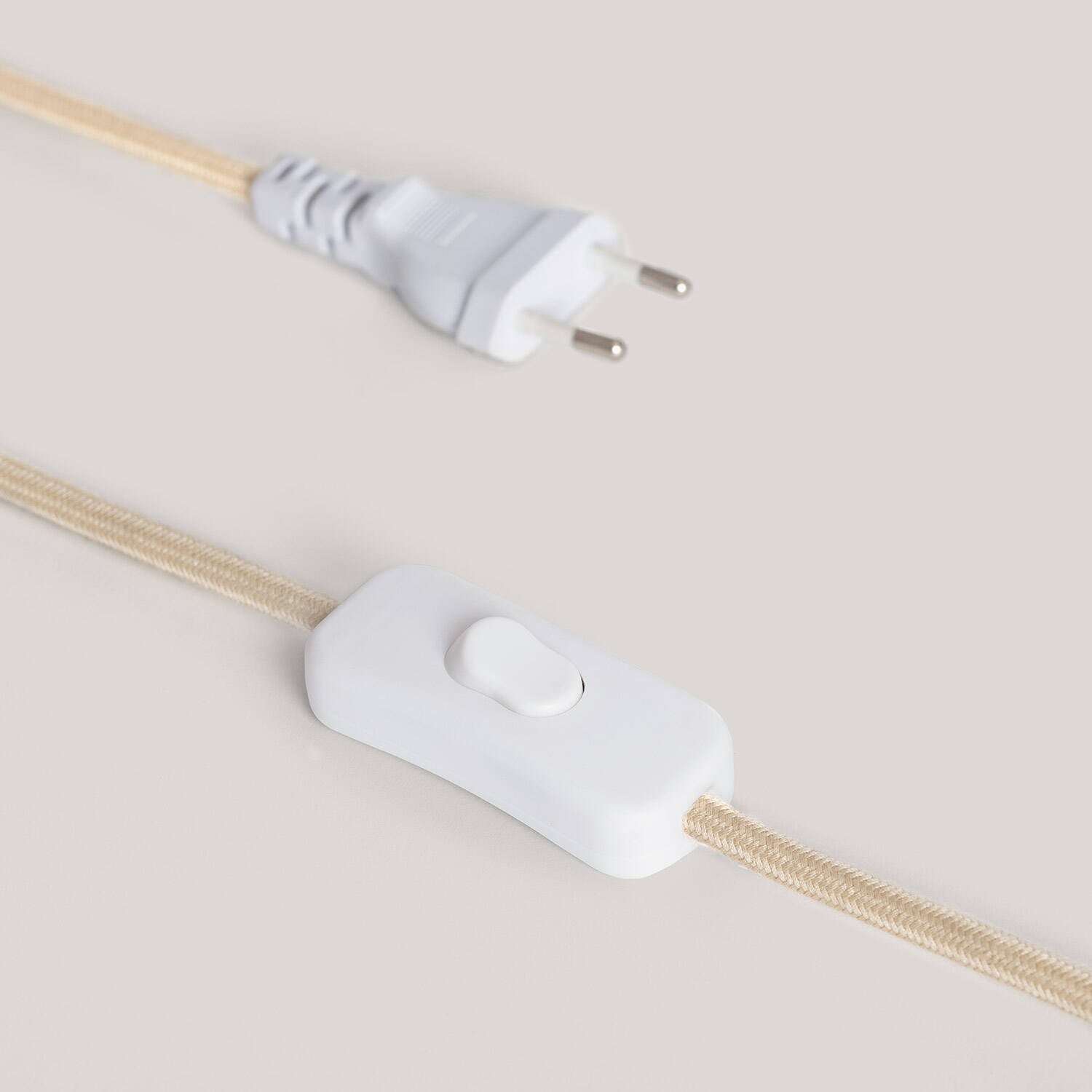 Lámpara de Mesa Madera Akesh I ILUZZIA