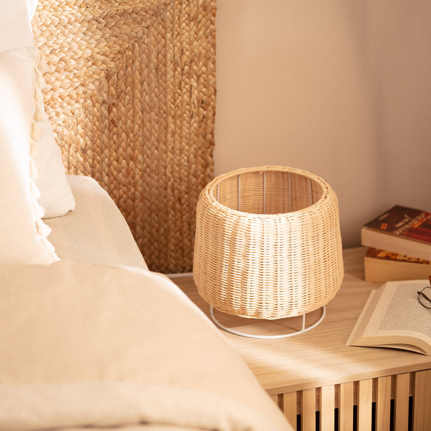 Lámpara de Mesa de Ratán Gondia