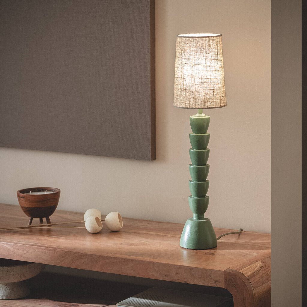 Lámpara de Mesa Resina Tinola Darian