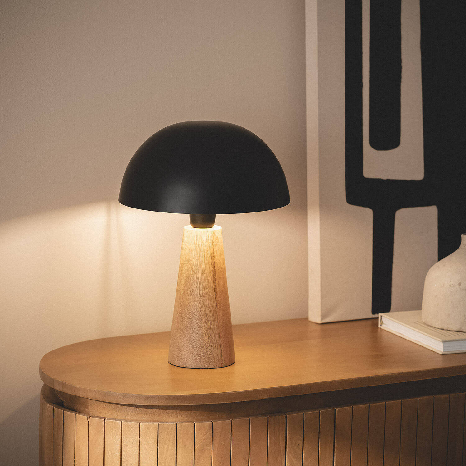 Lámpara de Mesa Metal Kuttala