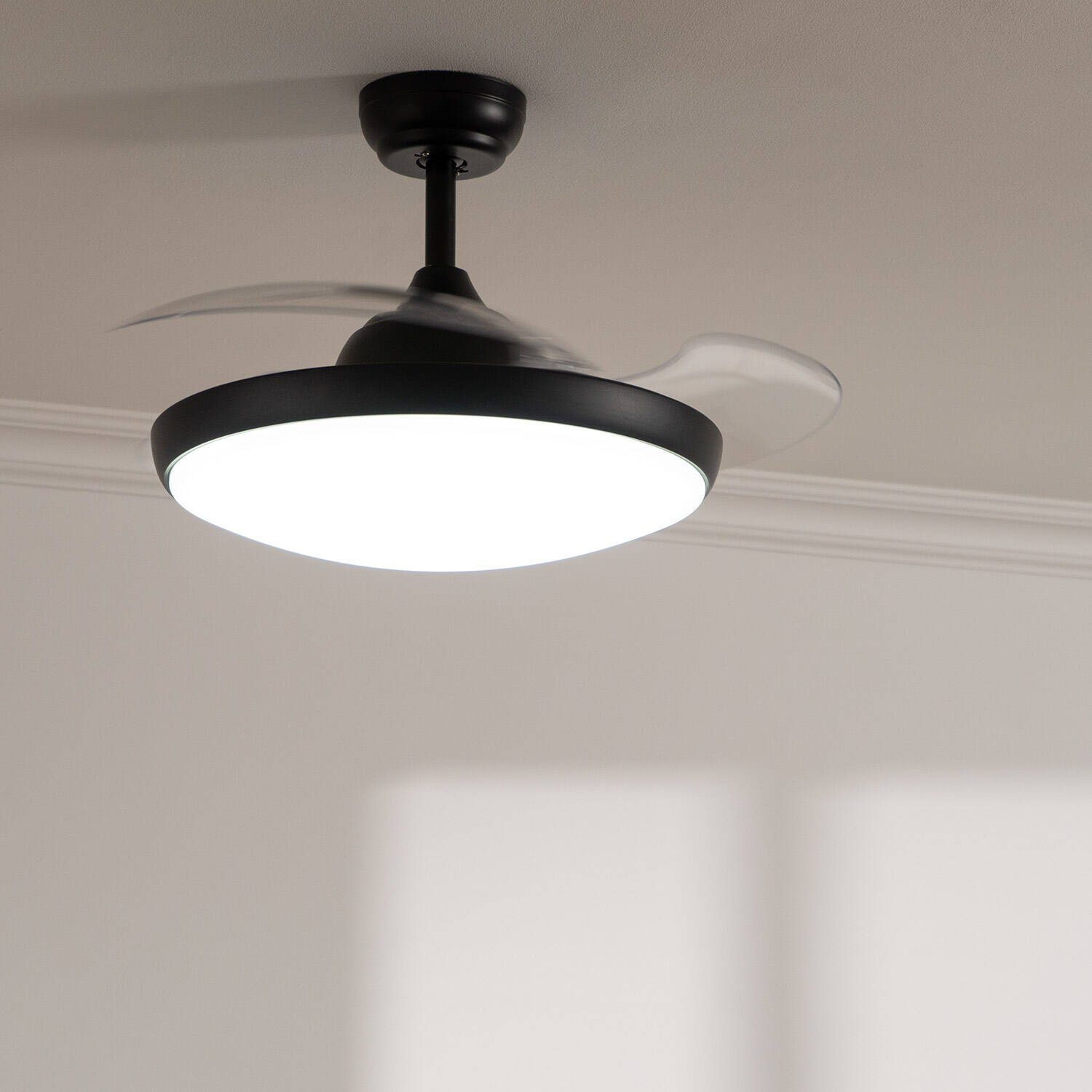 Ventilador de Techo Retráctil Silencioso Kourak Negro 106cm Motor DC