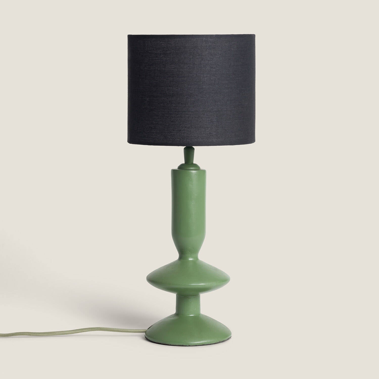 Lámpara de Mesa Resina Tinola Daleth