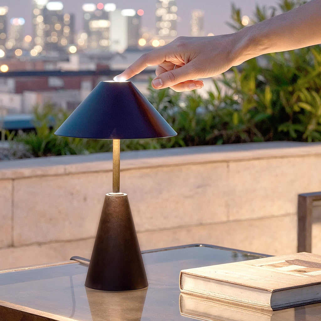 Lámpara de Mesa LED Portátil para Exterior Metal con Batería Recargable Chamle