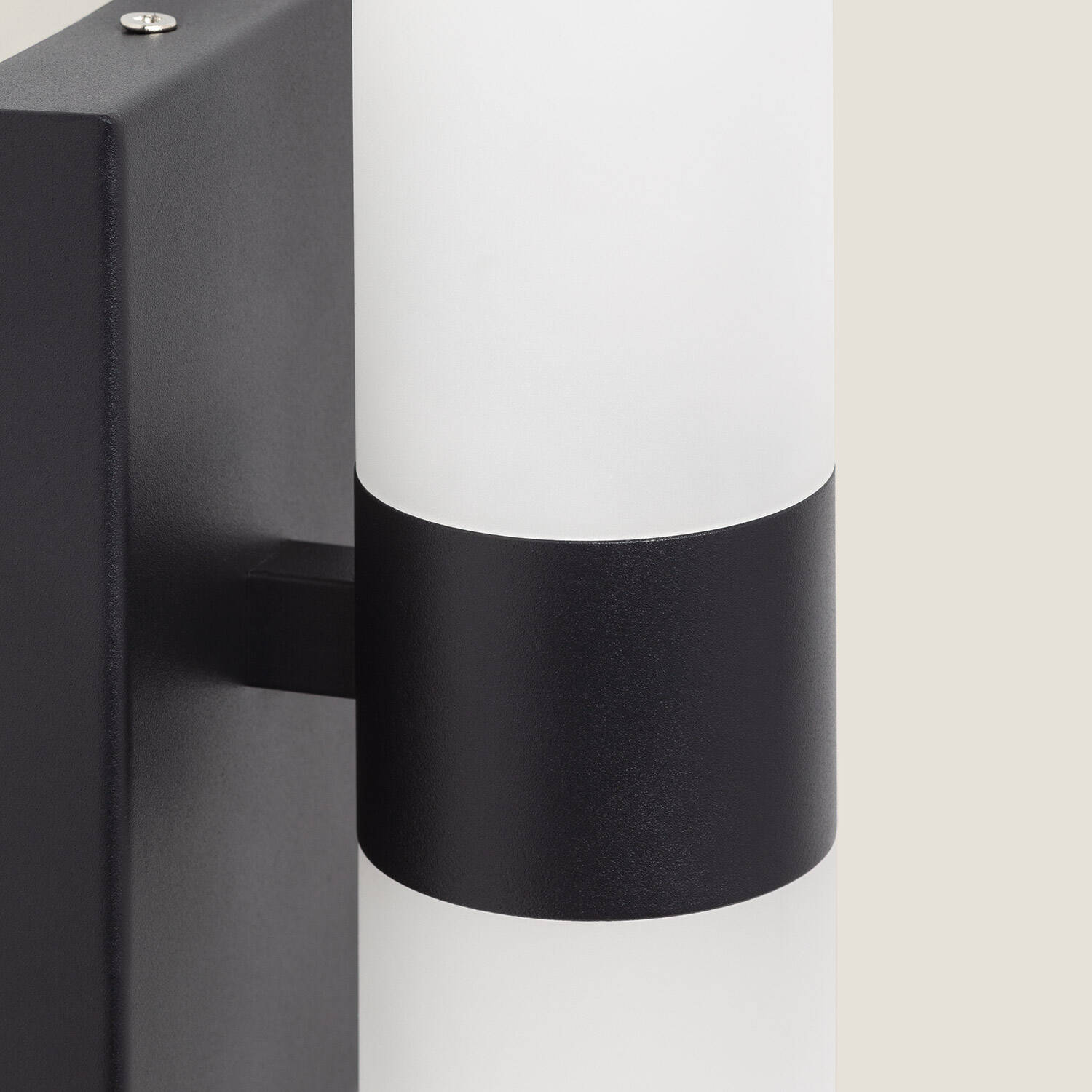 Aplique de Pared Baño LED 6W Aluminio y PC Avery