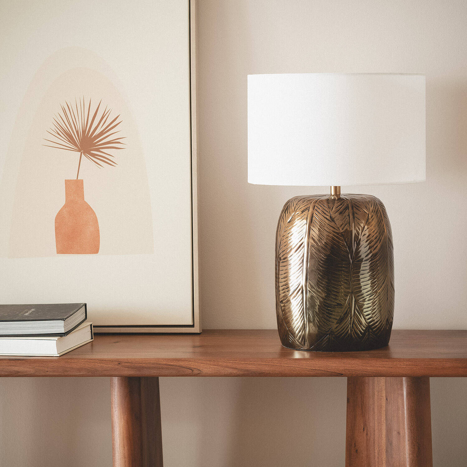 Lámpara de Mesa Aluminio Sahitya ILUZZIA