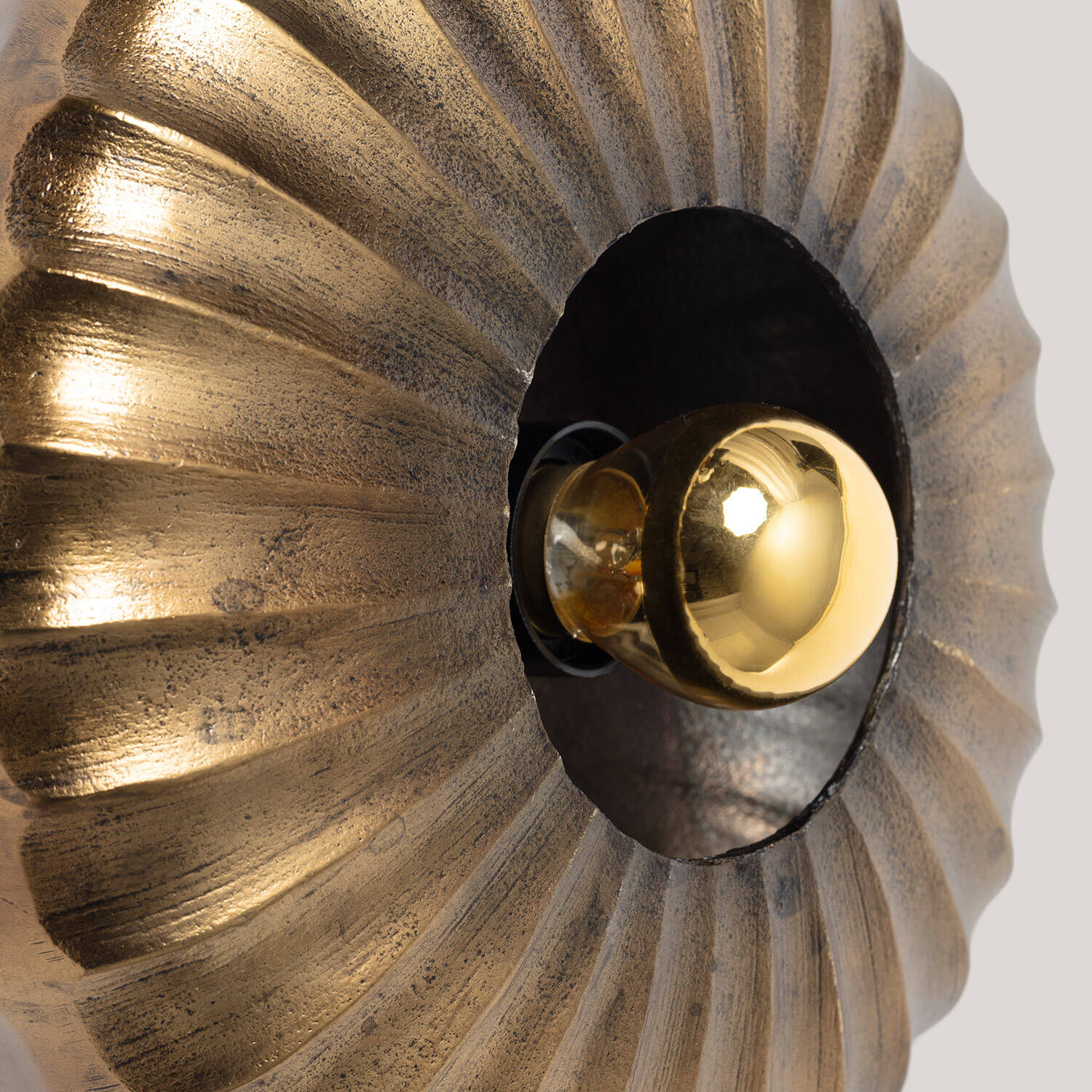 Aplique de Pared Metal Ronith ILUZZIA