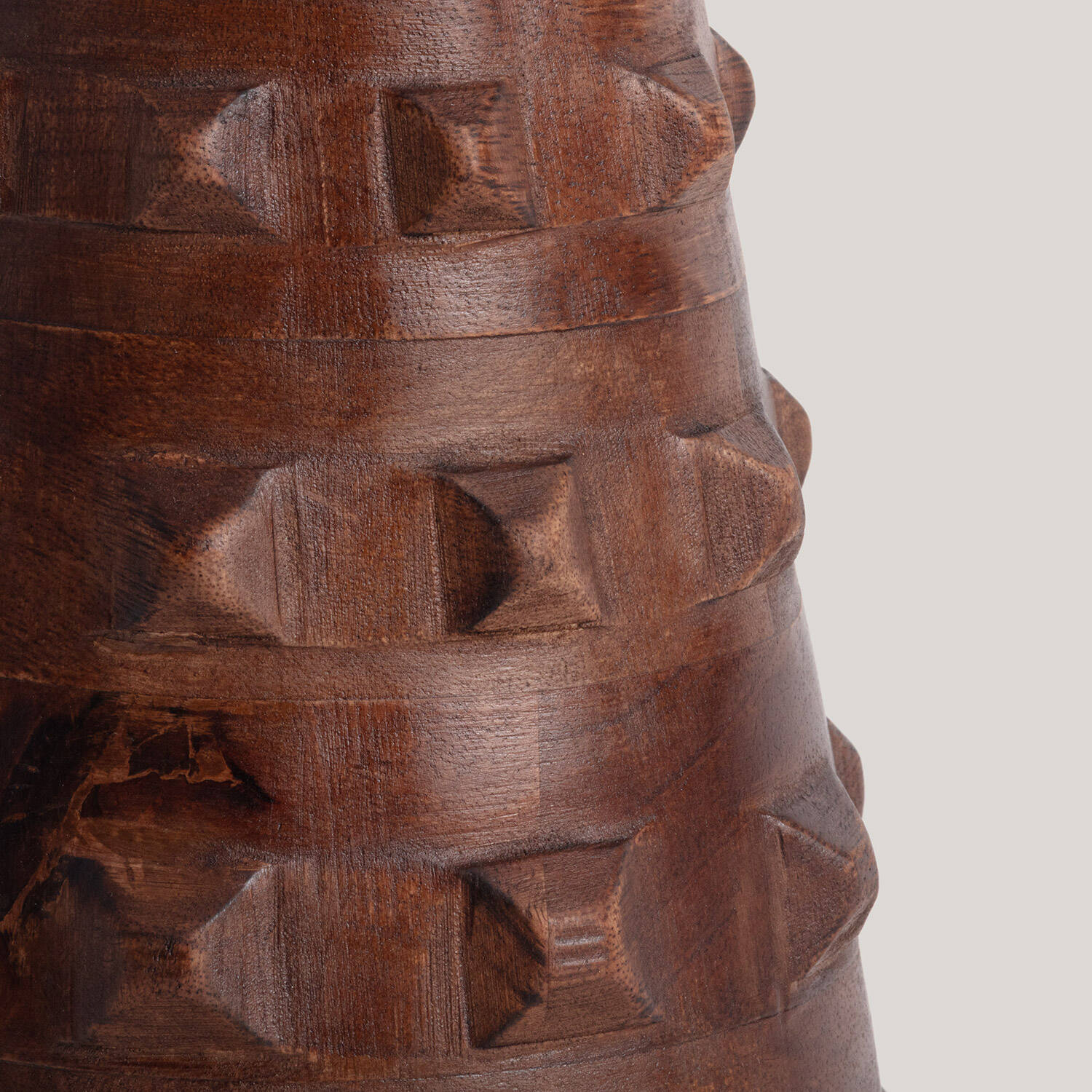 Lámpara de Mesa Madera Samesh ILUZZIA