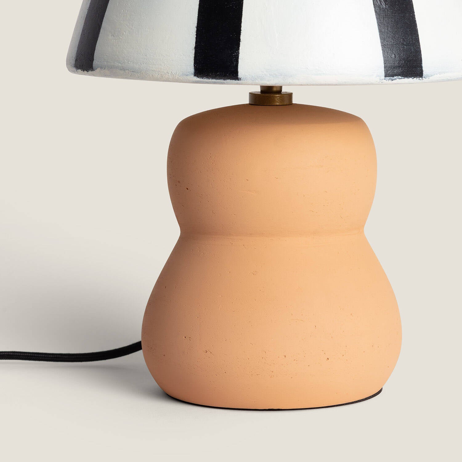 Lámpara de Mesa Metal Quitamba