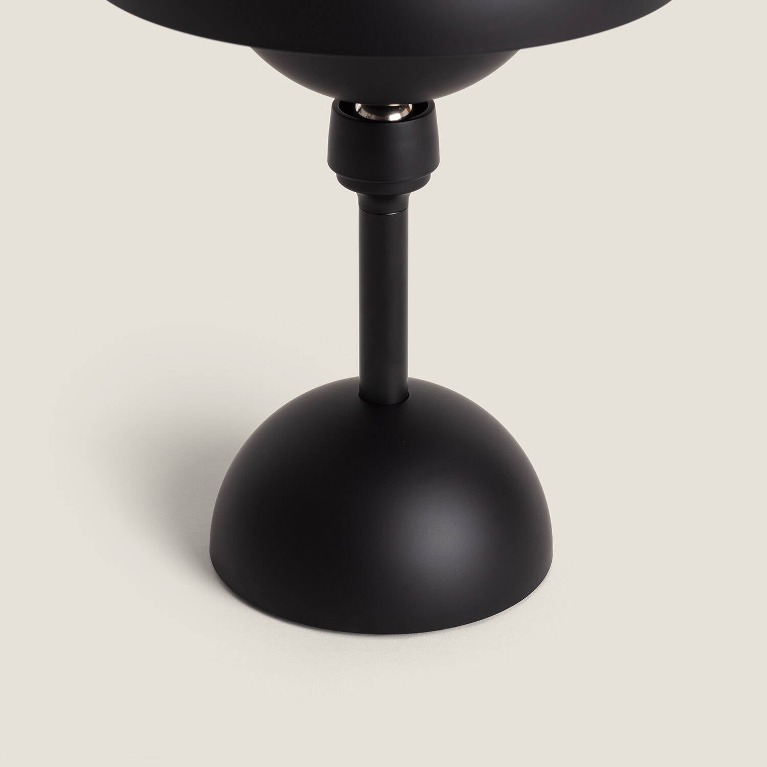 Lámpara de Mesa LED Portátil con Batería Recargable USB Pauna