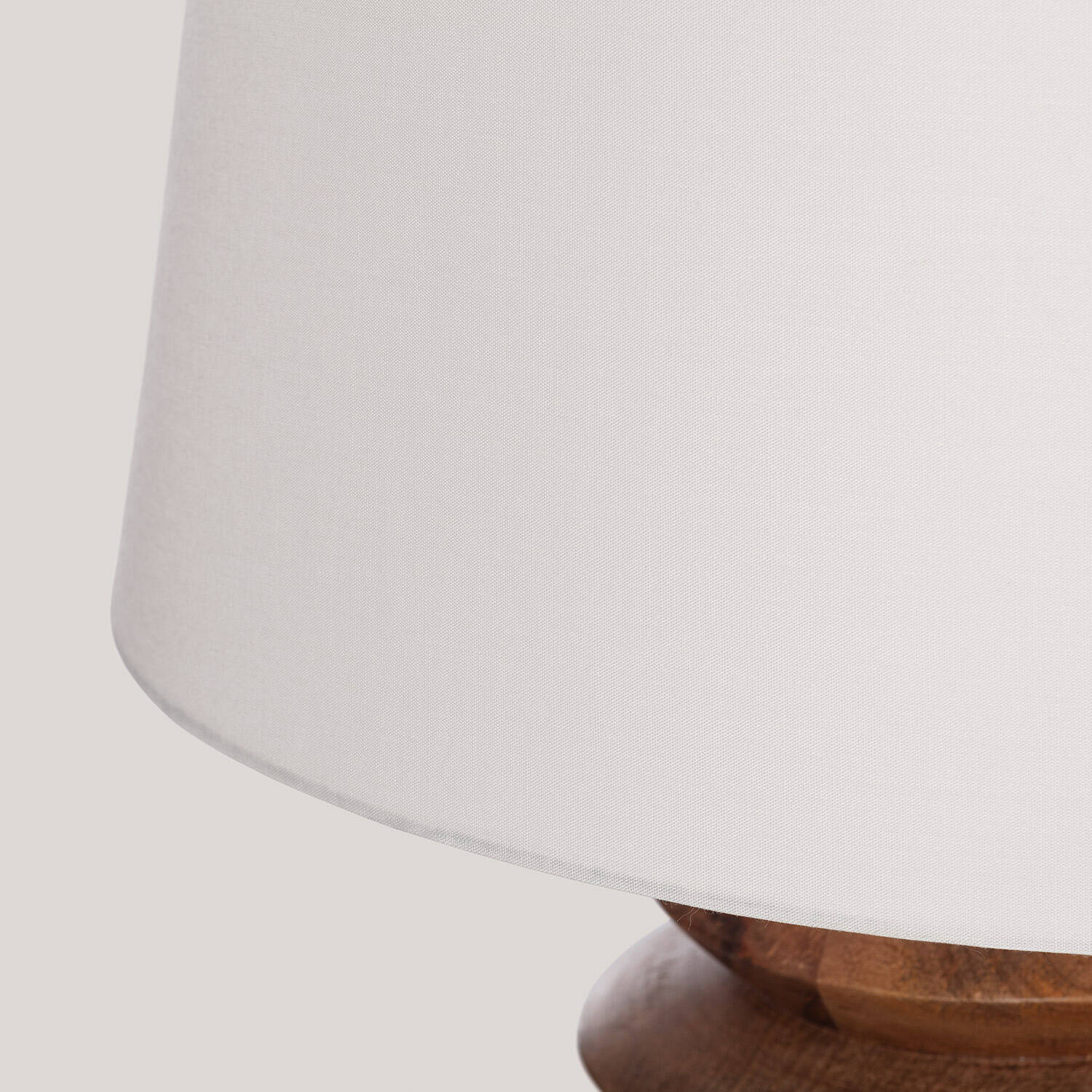 Lámpara de Mesa Madera Vihaan ILUZZIA