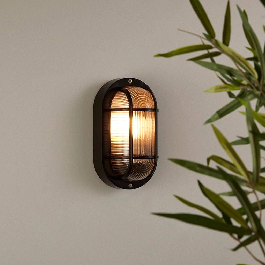 Aplique Oval para Exterior Hublot Kildare