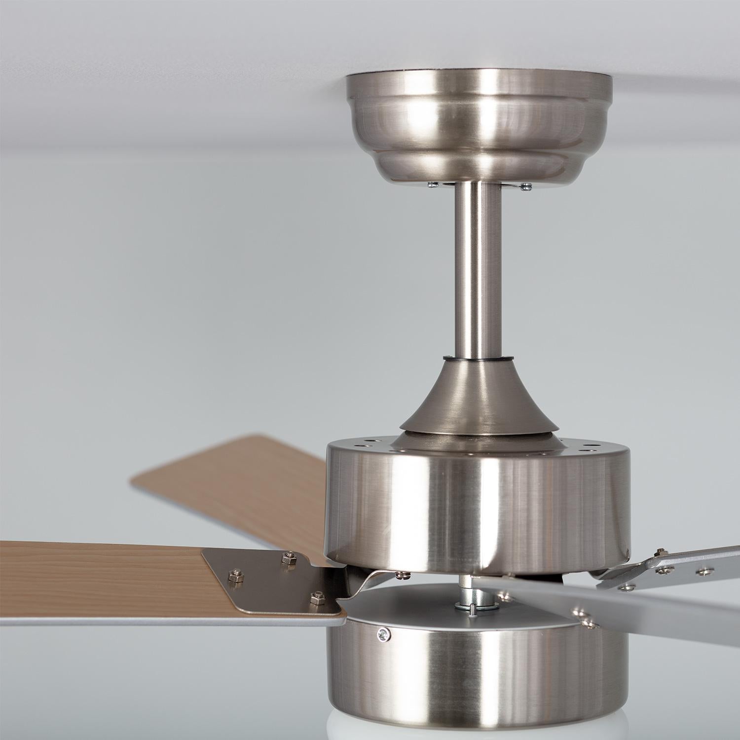 Ventilador de Techo Silencioso Cygnus Níquel 107cm Motor DC