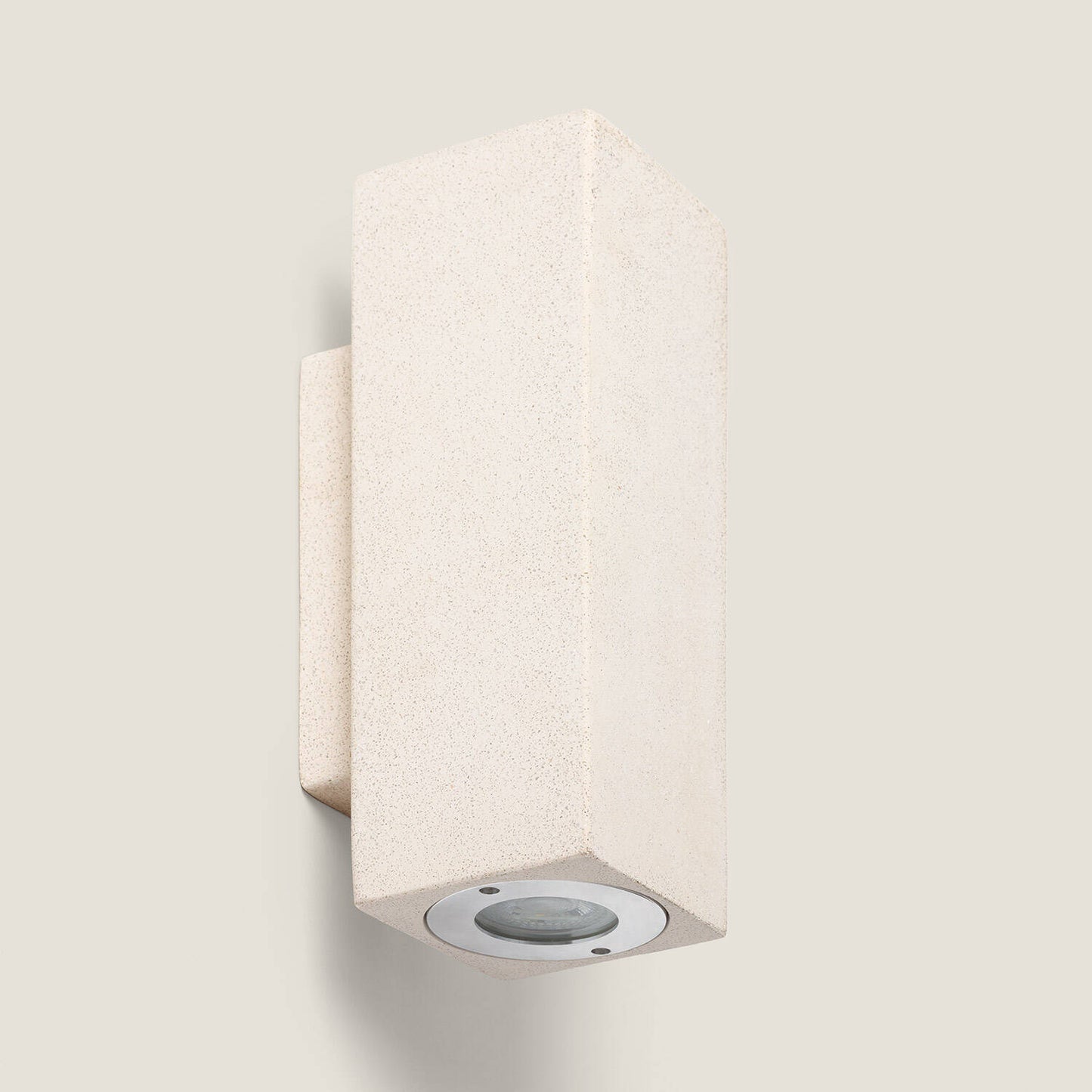 Aplique de Pared Exterior Cemento Iluminación Doble Cara Banjar Square