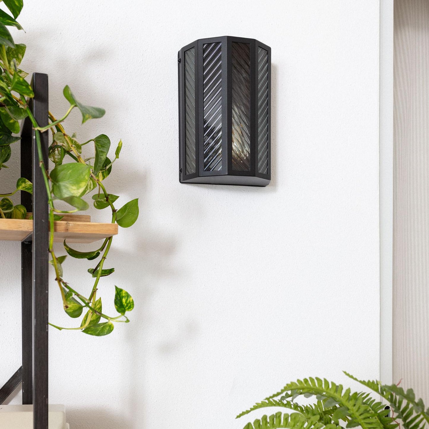 Aplique de Pared Exterior Metal y Cristal Hadley