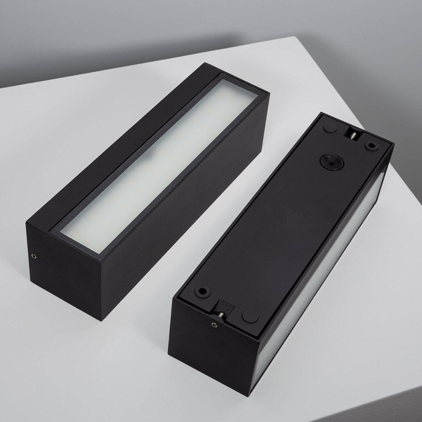 Aplique de Pared Exterior LED 10W Aluminio Iluminación Doble Cara Rectangular Negro Galeo