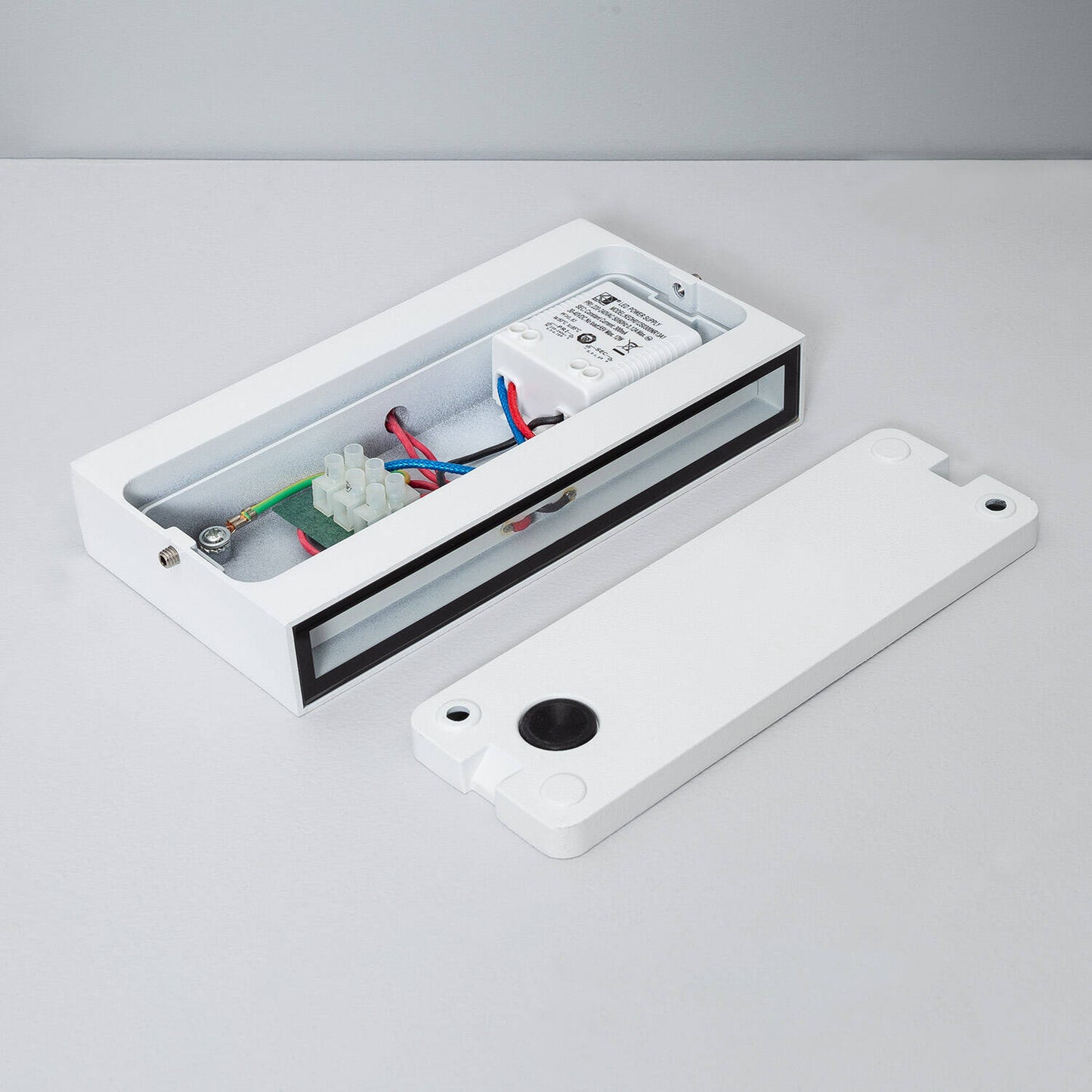 Aplique de Pared Exterior LED 12W CCT Iluminación Doble Cara Aluminio Rectangular Luming II