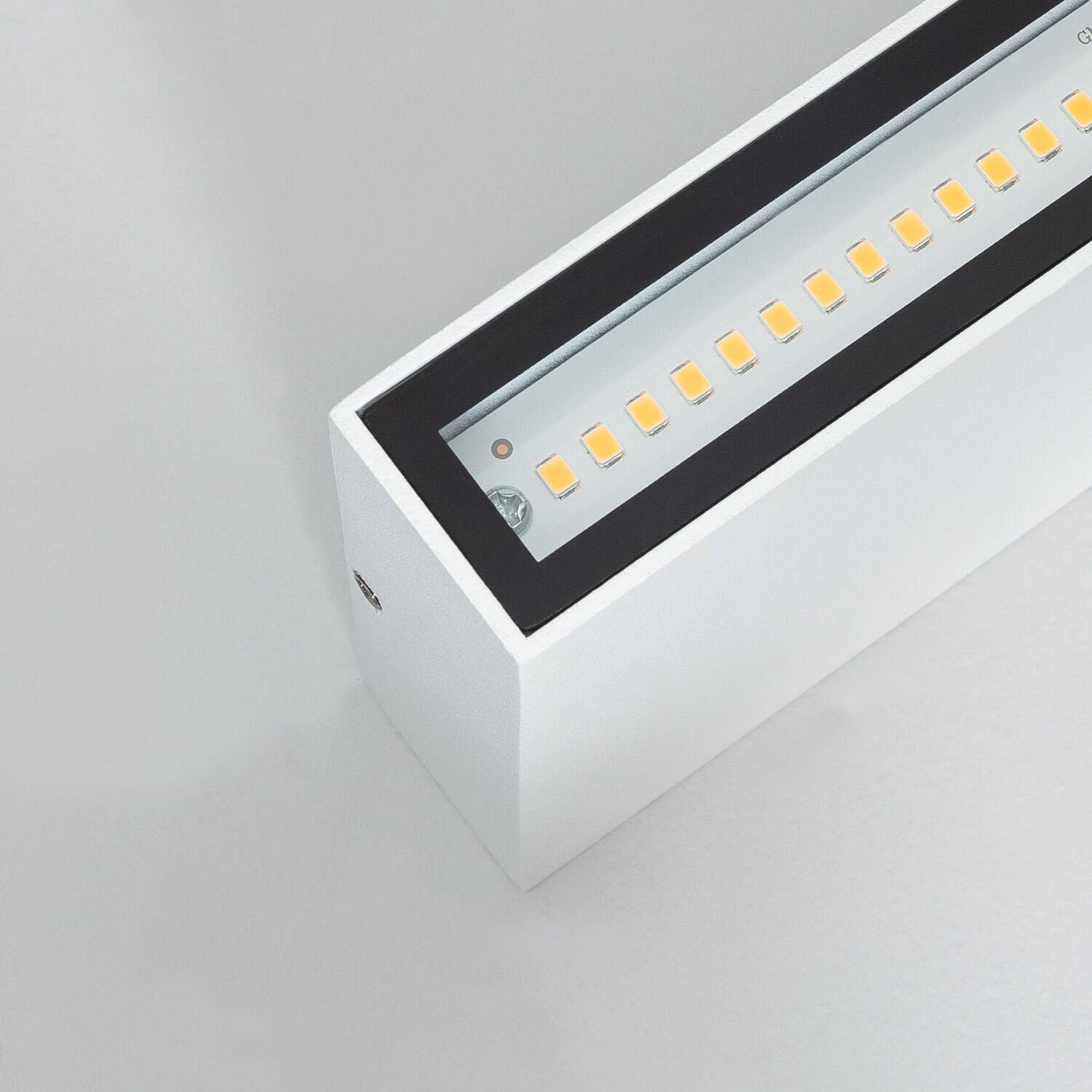 Aplique de Pared Exterior LED 12W CCT Iluminación Doble Cara Aluminio Rectangular Luming II