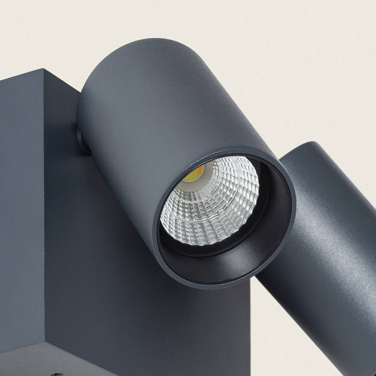Aplique de Pared Exterior LED 18W Aluminio CCT Seleccionable Dos Focos Kuriya