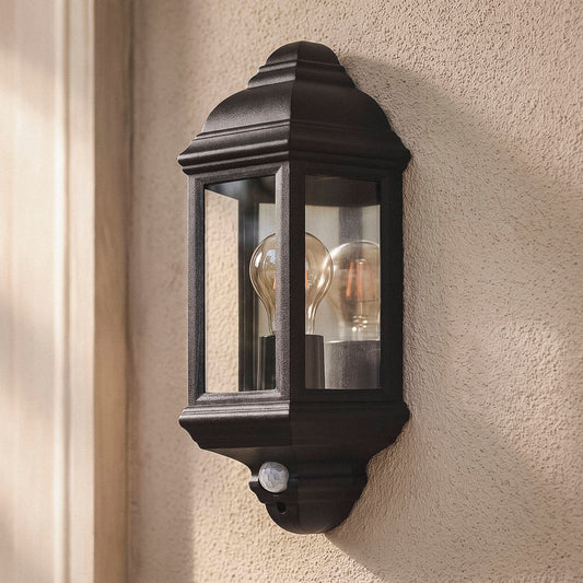 Aplique de Pared Exterior PC con Sensor PIR Newquay