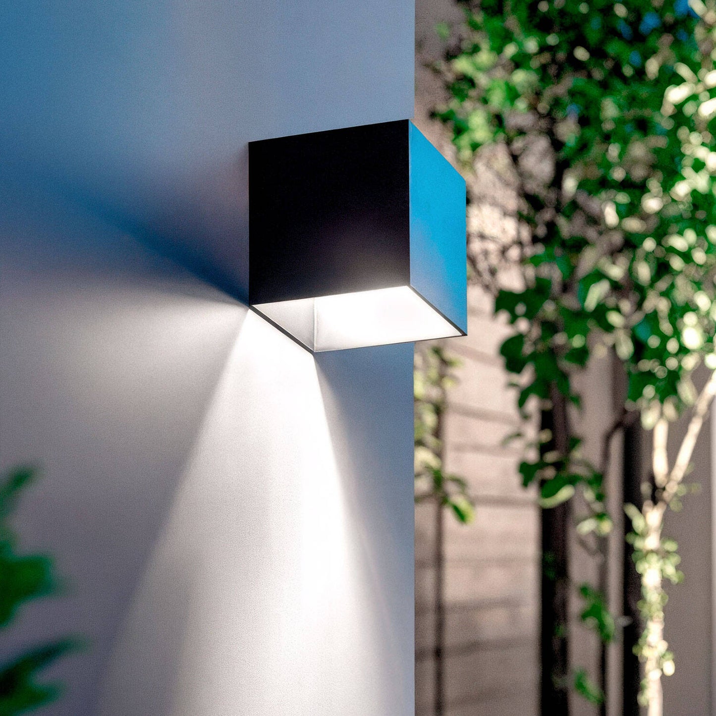Aplique de Pared Exterior Solar LED 2W Aluminio con Detector de Movimiento Radar Eros