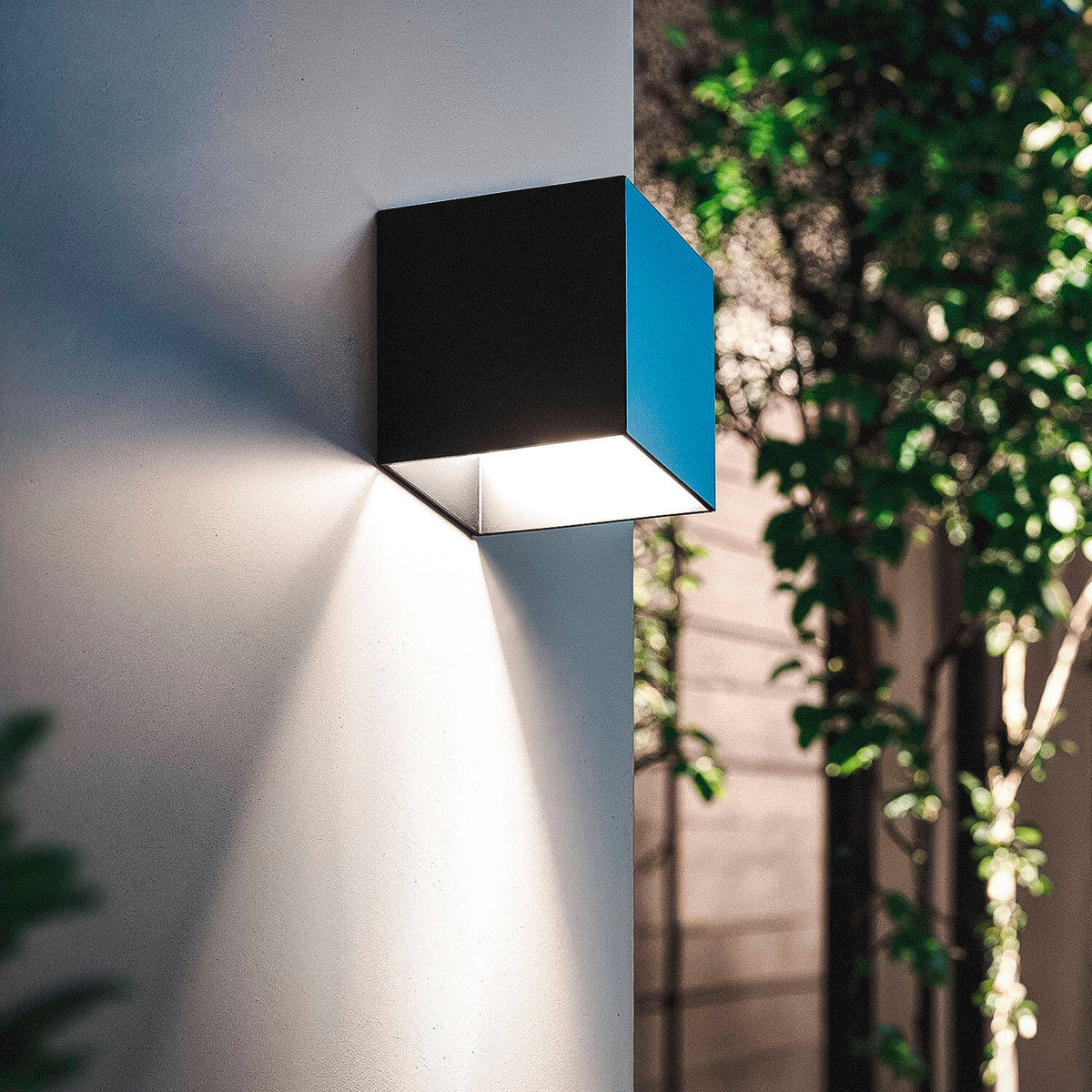 Aplique de Pared Exterior Solar LED 2W Aluminio con Detector de Movimiento Radar Eros
