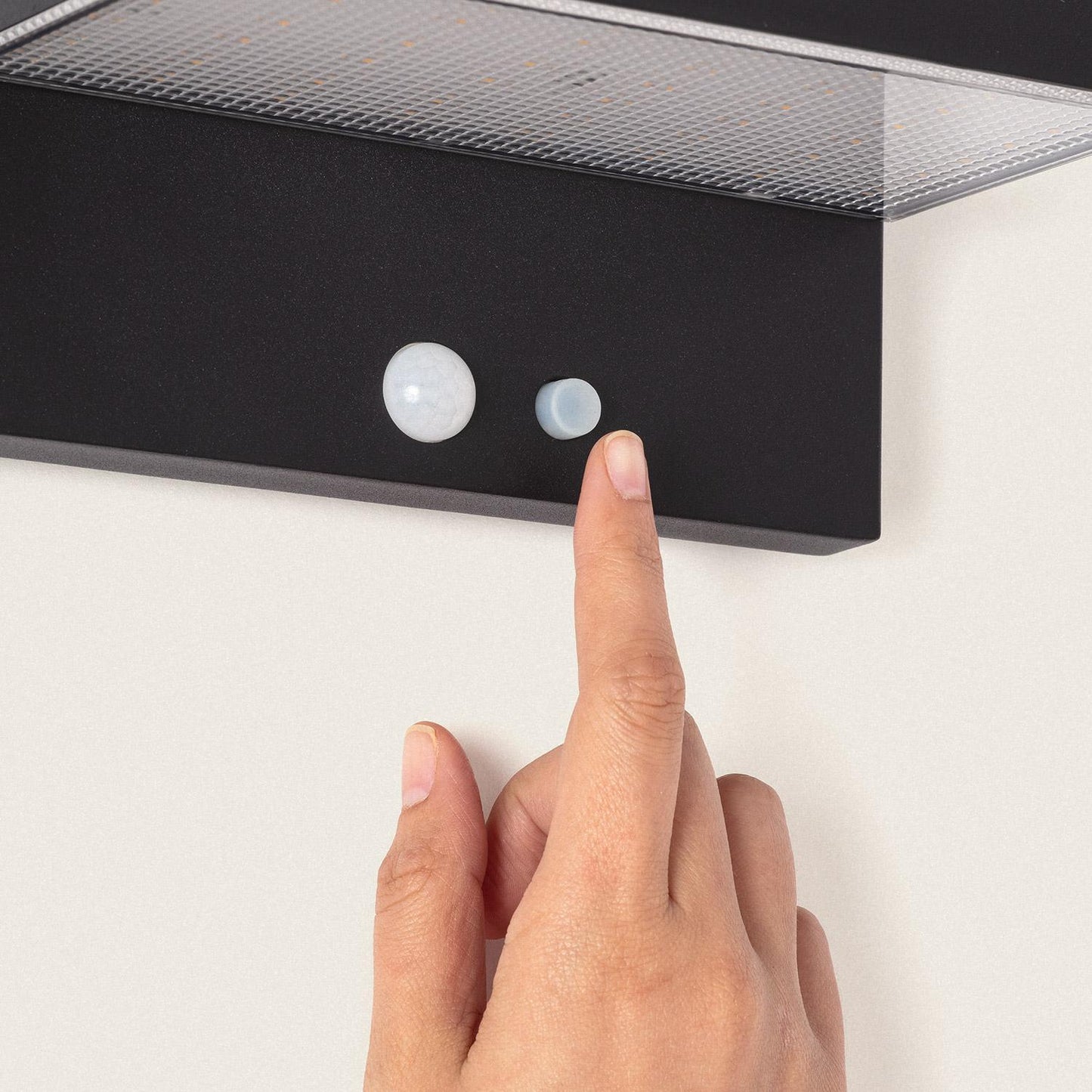 Aplique de Pared Exterior Solar LED 5W Aluminio con Sensor de Movimiento Bran