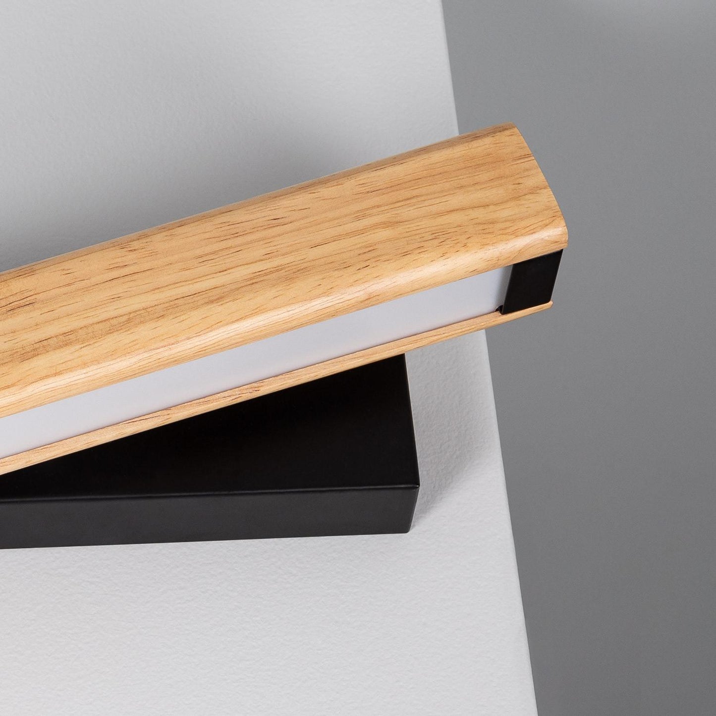 Aplique de Pared LED 6W de Madera Axer