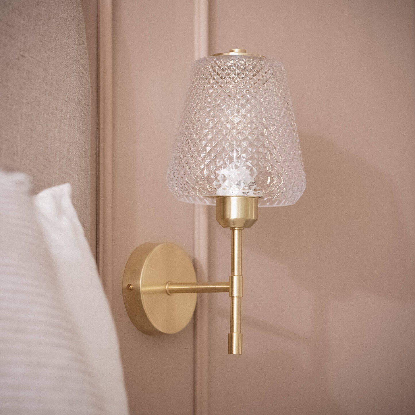 Aplique de Pared Metal y Cristal Stiklu
