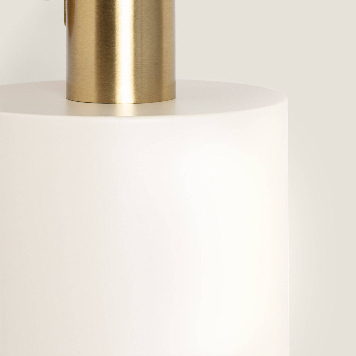 Aplique de Pared Orientable de Metal Brenta