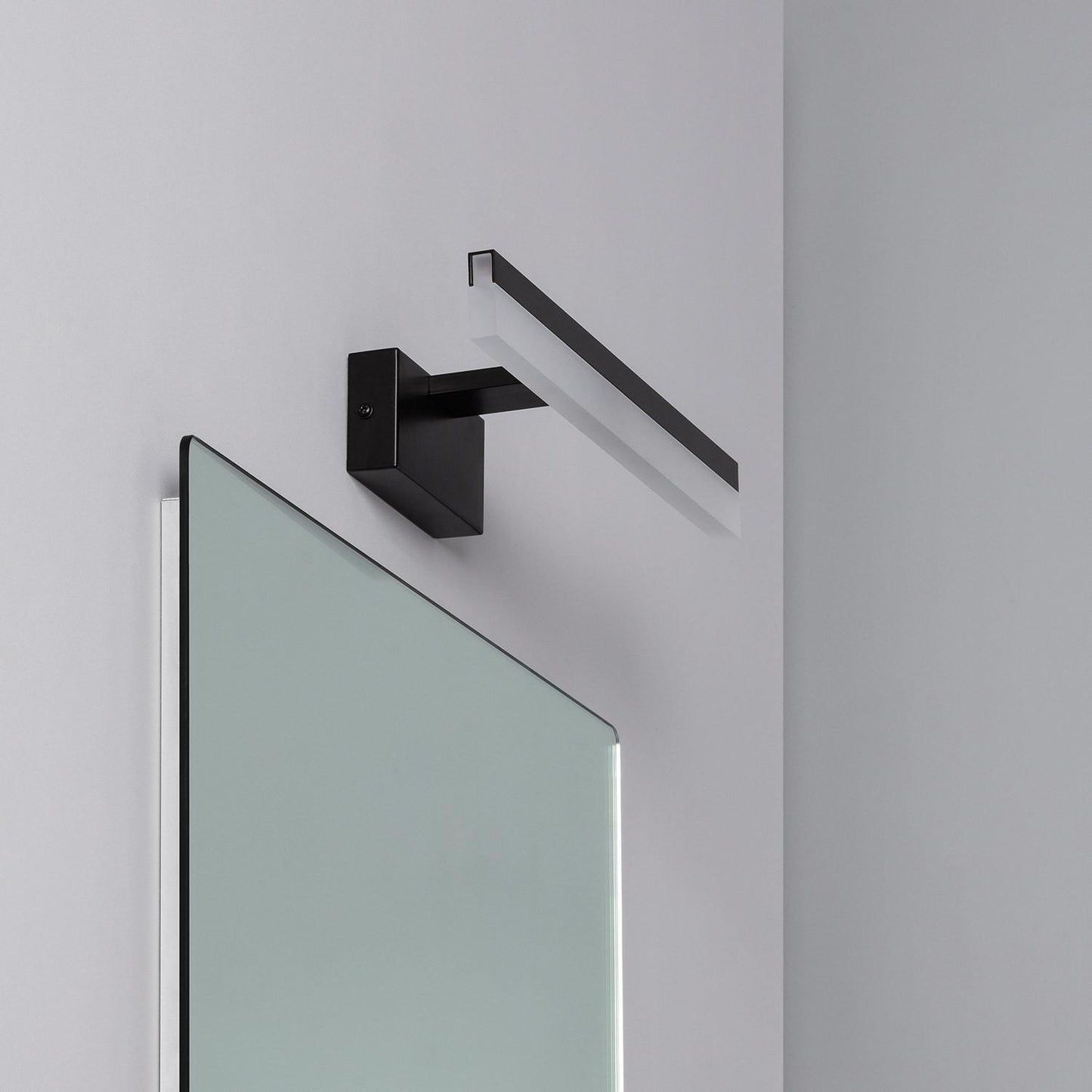 Aplique Espejo Baño Aluminio Lenny 7W
