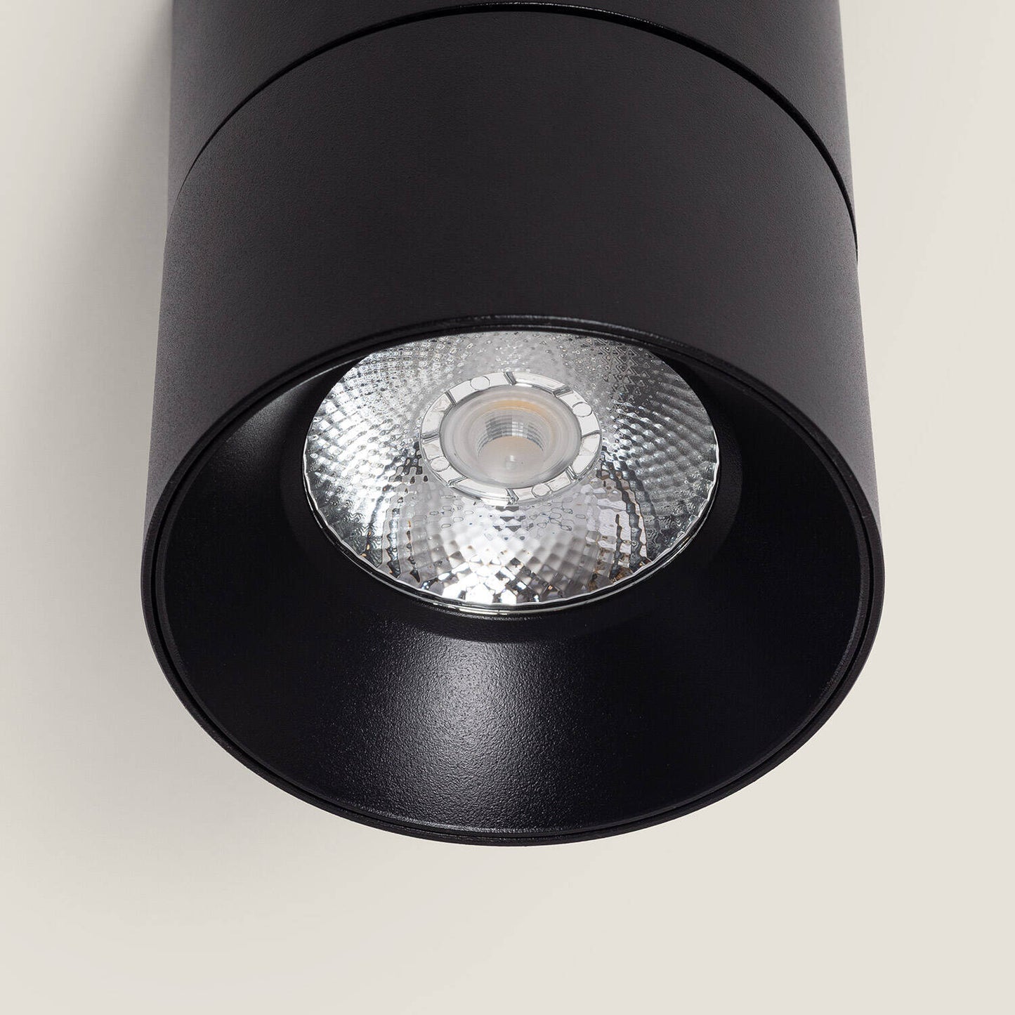 Aplique LED 15W de Aluminio Circular Negro New Onuba