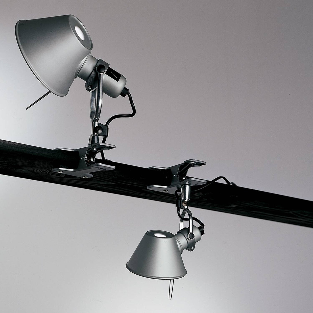 Aplique Tolomeo con Pinza ARTEMIDE