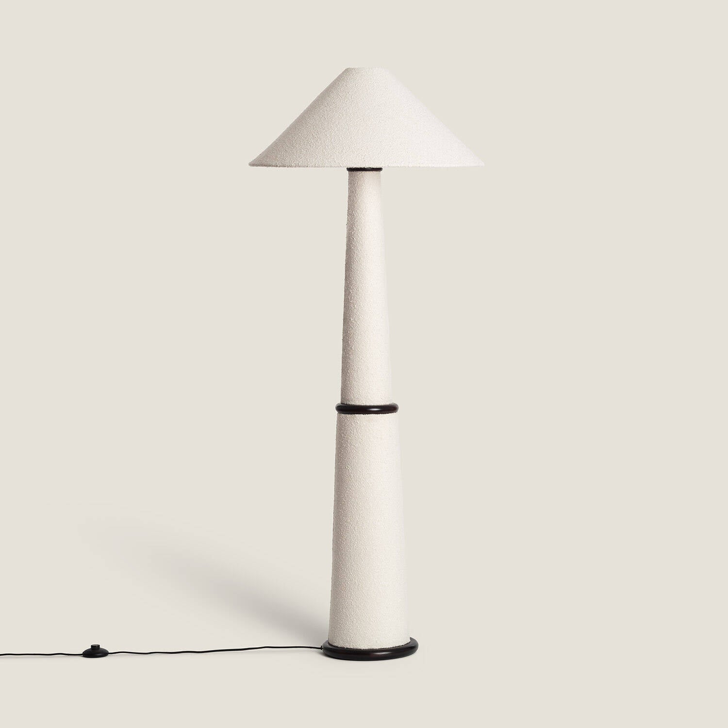 Lámpara de Pie Madera y Tela Lombe