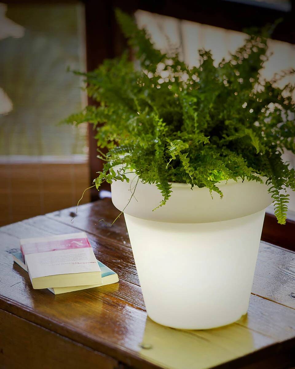 Macetero Magnolia 30 Cable Exterior Fría