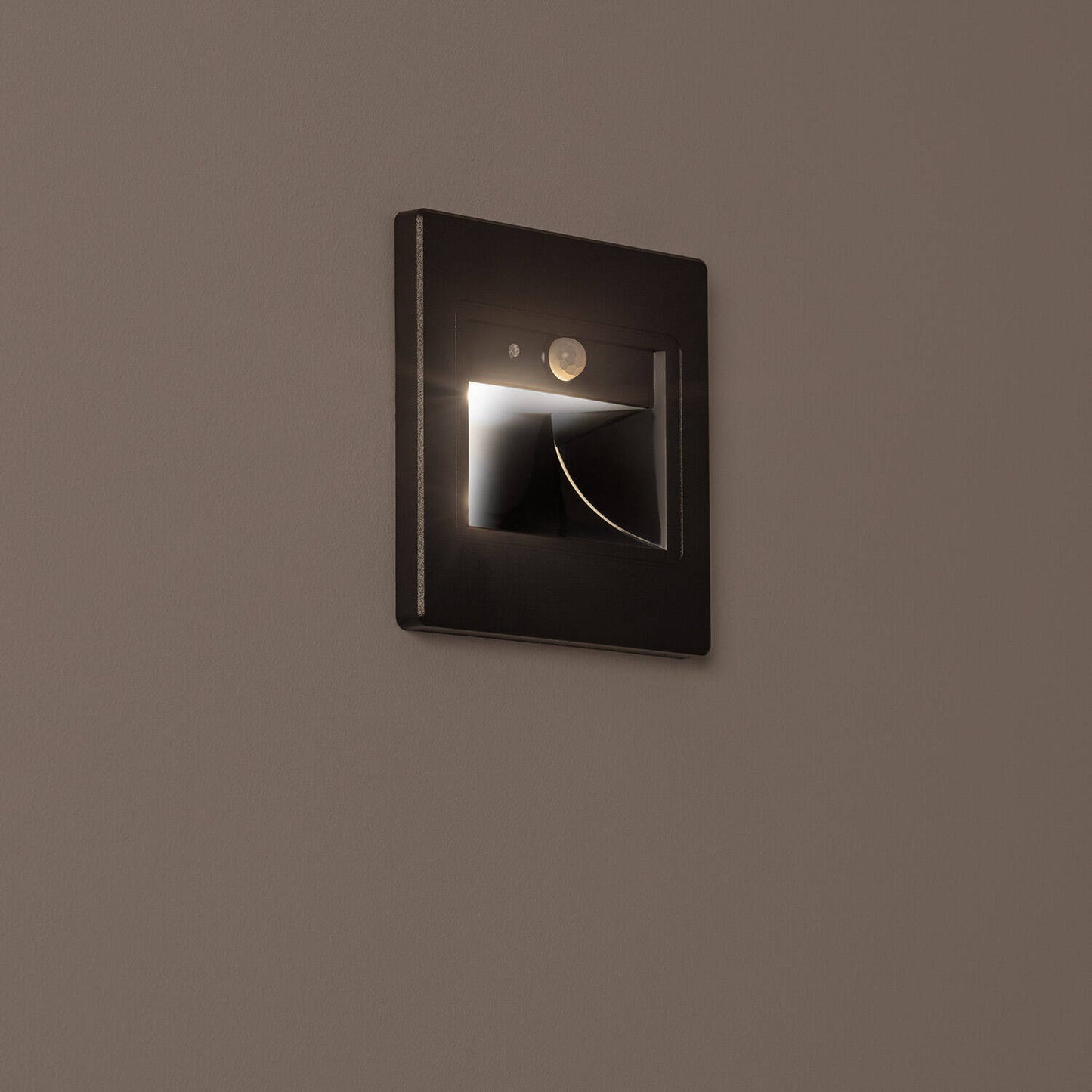 Baliza de Pared LED 1.5W Empotrable con Sensor PIR Bark Negro