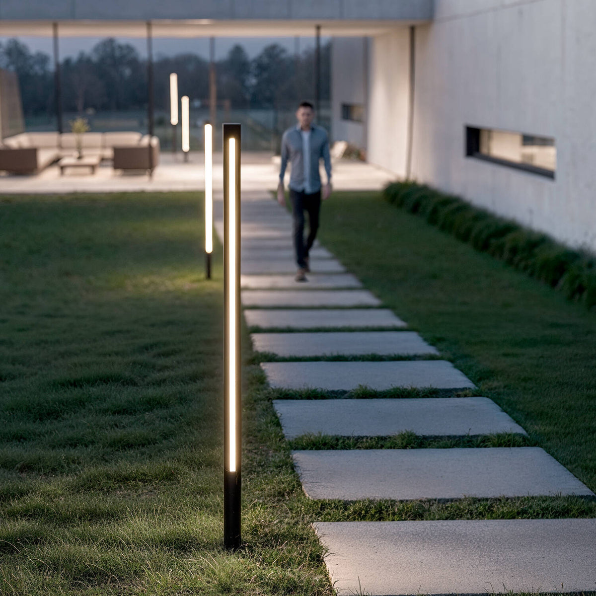 Baliza Exterior LED 12-24W 80-160 cm con Pincho Calax